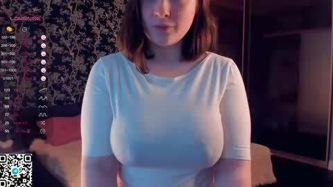 Kiki online show from September 12, 2025, 8:47 am