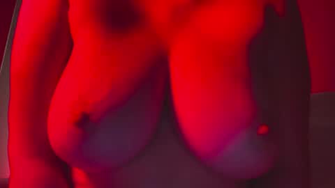 catgreen4200 online show from April 13, 2026, 7:47 am