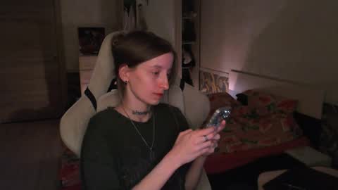 Snapshot of cath_dysphoria_ chatting on June 3, 2026, 8:03 pm CATH online show from June 3, 2026, 8:03 pm