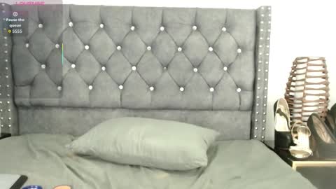 cathalina online show from November 29, 2025, 3:04 pm