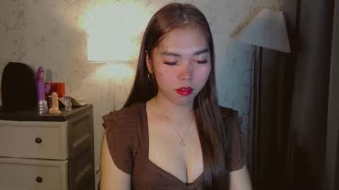 catherine_365 online show from November 10, 2025, 7:46 pm