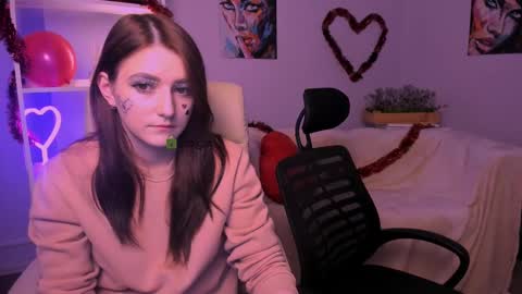 Snapshot of catherine_kitty chatting on February 14, 2025, 4:31 pm Catherine online show from February 14, 2025, 4:31 pm