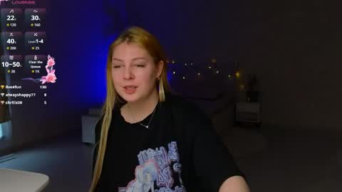 Snapshot of catherine_river chatting on May 5, 2026, 1:13 am Catherine online show from May 5, 2026, 1:13 am