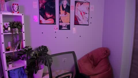 Snapshot of catherine_wine chatting on March 14, 2026, 6:24 pm Catherine online show from March 14, 2026, 6:24 pm