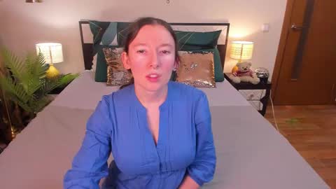 Catrin online show from February 26, 2026, 2:54 am