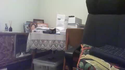 Snapshot of cathycd chatting on October 12, 2025, 9:08 am Cathy online show from October 12, 2025, 9:08 am