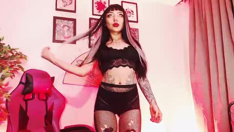 Snapshot of cati_petite chatting on May 13, 2026, 3:59 am Cati help me reach my goal of 100 thumbs up again 3 online show from May 13, 2026, 3:59 am