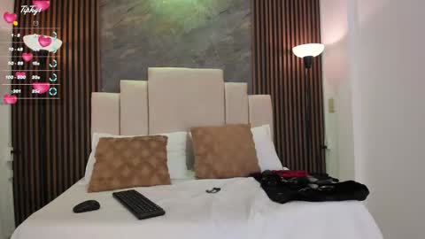 Snapshot of catiusca_reyes_03 chatting on January 14, 2026, 11:49 am catiusca_reyes_03 online show from January 14, 2026, 11:49 am