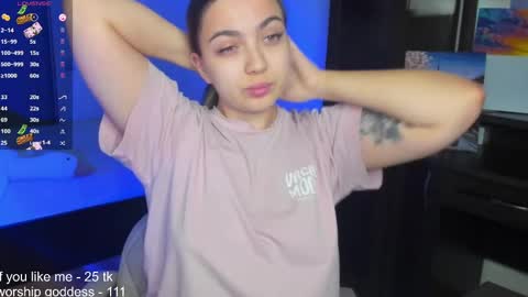 Snapshot of catrinaeuphorina chatting on January 16, 2025, 6:27 pm Catrina or just Cat online show from January 16, 2025, 6:27 pm