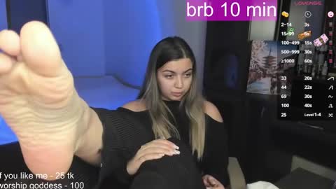 Snapshot of catrinaeuphorina chatting on January 19, 2025, 7:04 pm Catrina or just Cat online show from January 19, 2025, 7:04 pm