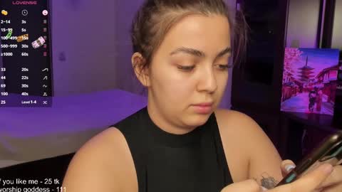 Snapshot of catrinaeuphorina chatting on February 27, 2025, 2:21 pm Catrina or just Cat online show from February 27, 2025, 2:21 pm