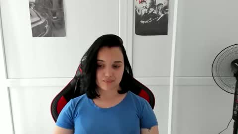 Snapshot of catrine_cute chatting on June 3, 2026, 2:33 pm Catrine online show from June 3, 2026, 2:33 pm