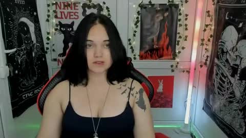 Snapshot of catrine_cute chatting on July 11, 2026, 6:43 pm Catrine online show from July 11, 2026, 6:43 pm