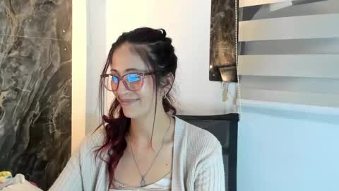 CATT EVANS online show from January 7, 2025, 1:17 am