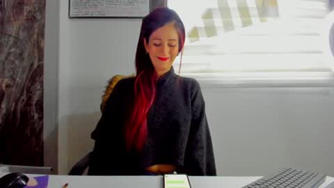 CATT EVANS online show from February 7, 2025, 10:30 pm