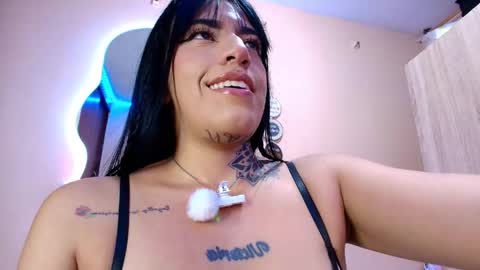 Snapshot of catte_jensen chatting on April 23, 2026, 5:08 am Cattleya online show from April 23, 2026, 5:08 am