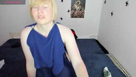 Snapshot of cattie_w_ chatting on October 31, 2025, 1:28 am cattie_w_ online show from October 31, 2025, 1:28 am