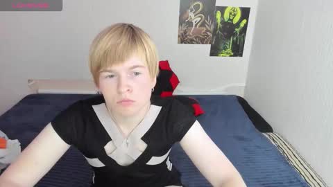 Snapshot of cattie_w_ chatting on November 5, 2025, 1:49 am cattie_w_ online show from November 5, 2025, 1:49 am