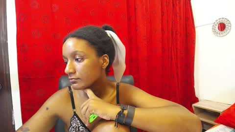 Snapshot of cattleya_hotgirl chatting on January 15, 2025, 5:26 pm Cattleya online show from January 15, 2025, 5:26 pm