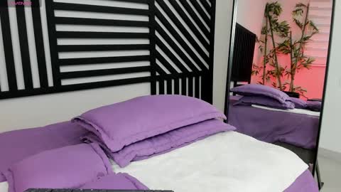 Cattleya online show from March 2, 2025, 2:54 pm