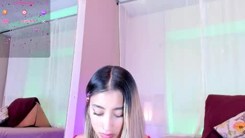 cayetanamiles online show from November 8, 2025, 4:12 am