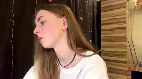 Polly online show from March 2, 2026, 8:21 am