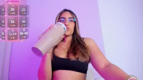 Cay online show from February 12, 2026, 7:09 pm