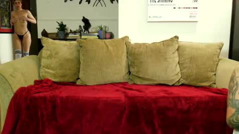 WHAT CAN YOU GET US TO DO online show from January 30, 2025, 4:55 pm