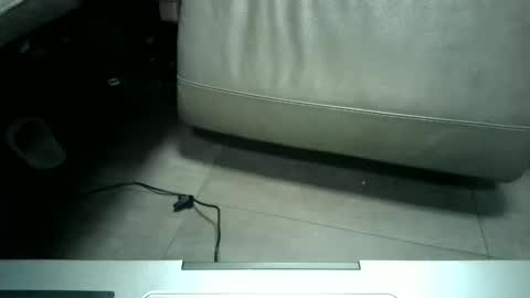 cclovefrench online show from December 3, 2025, 1:53 pm