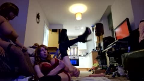 Cdleigh1984 online show from April 28, 2026, 1:26 am