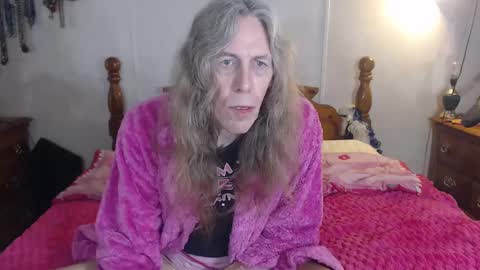 Jackie online show from October 13, 2025, 10:26 am