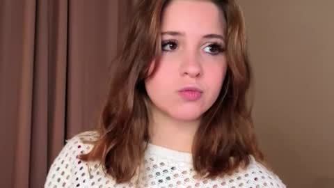 Lina  online show from February 25, 2026, 7:23 pm