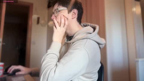 ceedm91 online show from November 18, 2025, 10:20 am