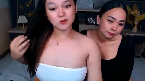 UR GOD CELEBES online show from October 9, 2025, 8:51 pm