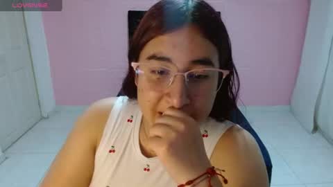 Snapshot of celeste817631 chatting on June 29, 2026, 1:22 pm celeste817631 online show from June 29, 2026, 1:22 pm