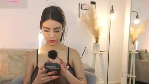 Snapshot of celeste_1220 chatting on June 19, 2026, 10:35 pm Alice online show from June 19, 2026, 10:35 pm