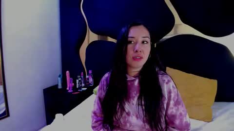 Snapshot of celeste_hillx chatting on November 22, 2025, 4:55 am celeste_hillx online show from November 22, 2025, 4:55 am