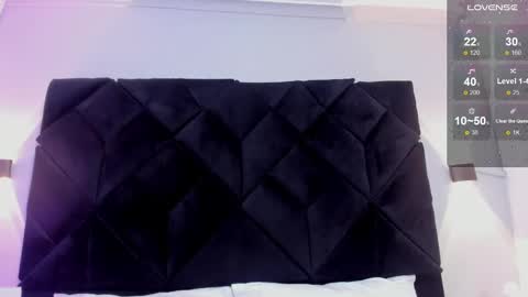 celeste star  online show from September 26, 2025, 12:42 pm