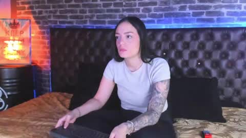 Snapshot of celeste_starsss chatting on May 31, 2026, 9:05 pm celeste_starsss online show from May 31, 2026, 9:05 pm