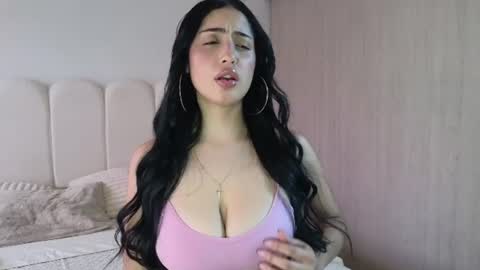 Snapshot of celeste_tailor_ chatting on June 16, 2026, 8:33 pm Celeste Tailor online show from June 16, 2026, 8:33 pm