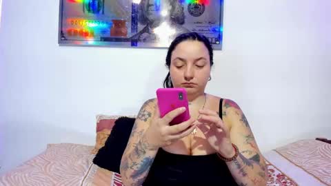 Celeste Y Pipe online show from December 15, 2024, 8:25 pm