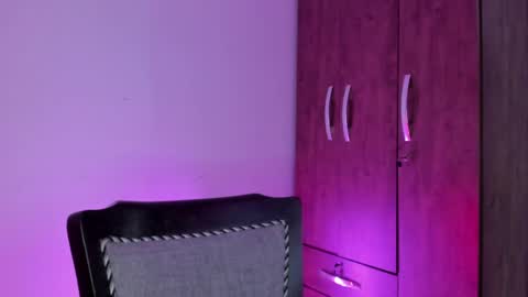 Snapshot of celeste_y_pipe chatting on April 19, 2026, 3:06 am Celeste Y Pipe online show from April 19, 2026, 3:06 am