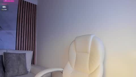 CELEST   online show from December 3, 2024, 9:23 pm