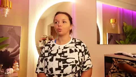 CelesteBailey online show from November 2, 2025, 5:10 am