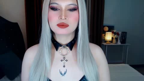 CELESTE IGYoshi Tian online show from December 5, 2024, 7:38 am