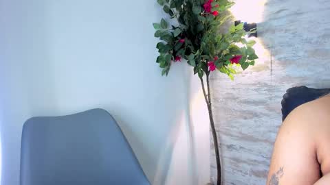  CELESTE  online show from October 17, 2025, 4:04 am