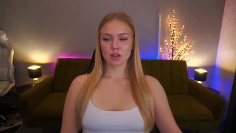 celestenoirr online show from October 28, 2025, 7:45 am