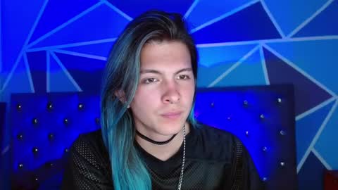 I am Valentinn online show from November 7, 2025, 7:03 pm