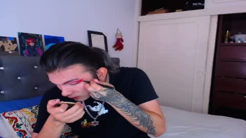 Snapshot of celesteswett chatting on April 7, 2026, 3:23 pm I am Valentinn online show from April 7, 2026, 3:23 pm