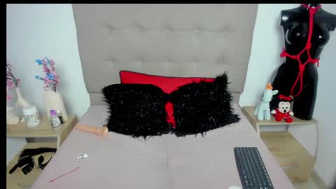 CelestheJones online show from January 29, 2025, 6:12 am